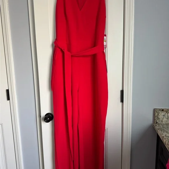 NWT Vince Camuto Red Jumpsuit - Picture 4 of 6